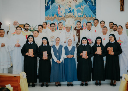Festa per la nostra Congregazione per le nuove Professioni Religiose ed ammissioni al Noviziato in Indonesia